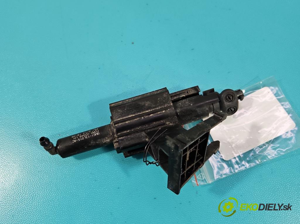 Ford Focus Mk3 2010-2018 1.6 tdci 105 hp manual 77 kW 1560 cm3 5- ostřikovač reflektor: levý BM51-13L015-AC (Motorek ostřikovačů)