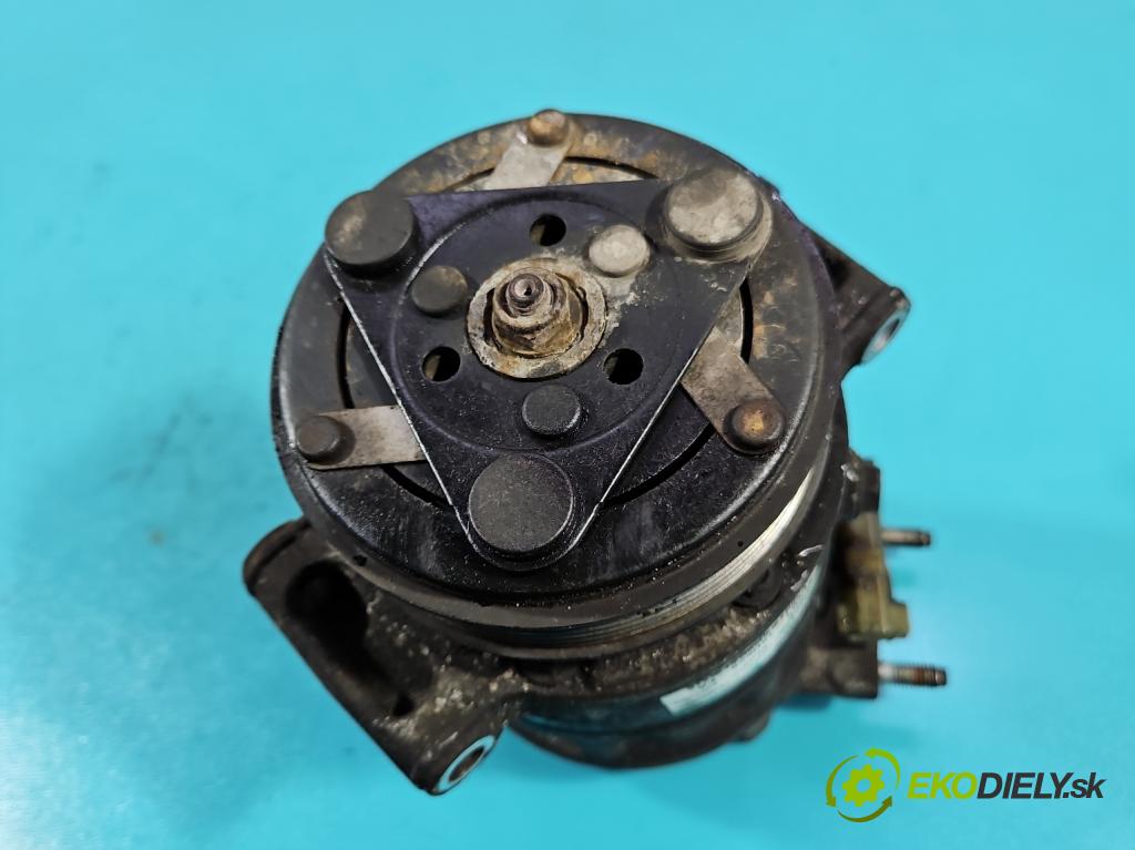 Ford Focus Mk3 2010-2018 1.6 tdci 105 hp manual 77 kW 1560 cm3 5- Kompresor: klíma CV61-19D629-EA (Kompresor klimatizace)