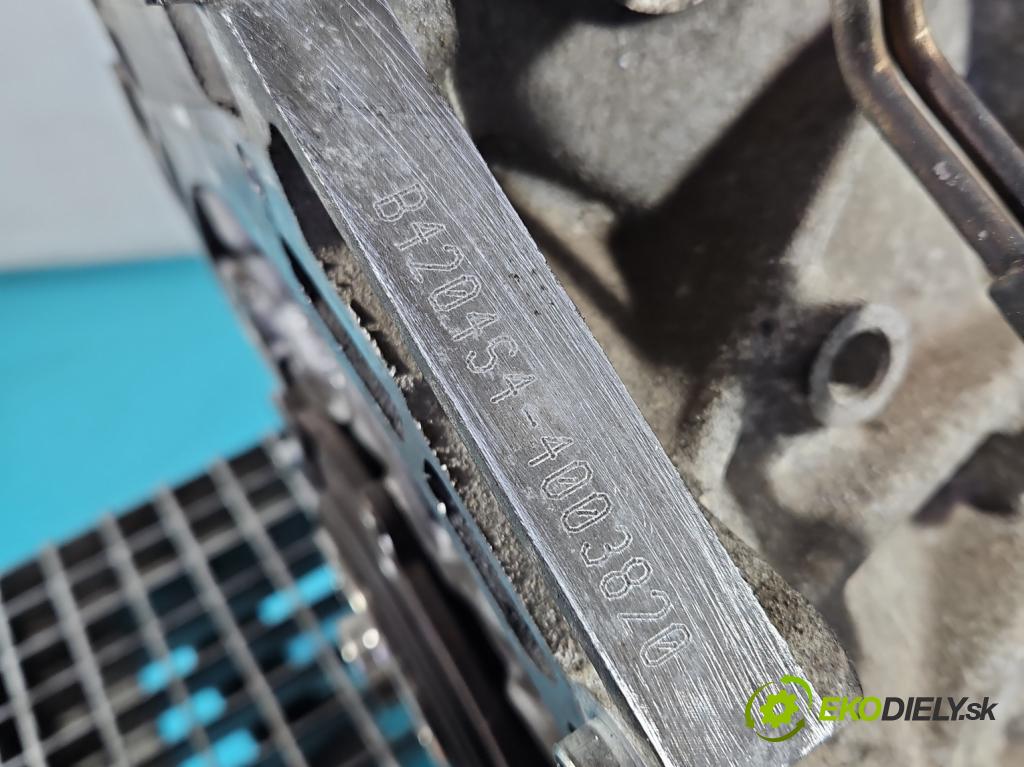 Volvo V70 III 2007-2016 2.0 16V 145 HP manual 107 kW 1999 cm3 5- Blok motora B4204S4 (Blok motora)