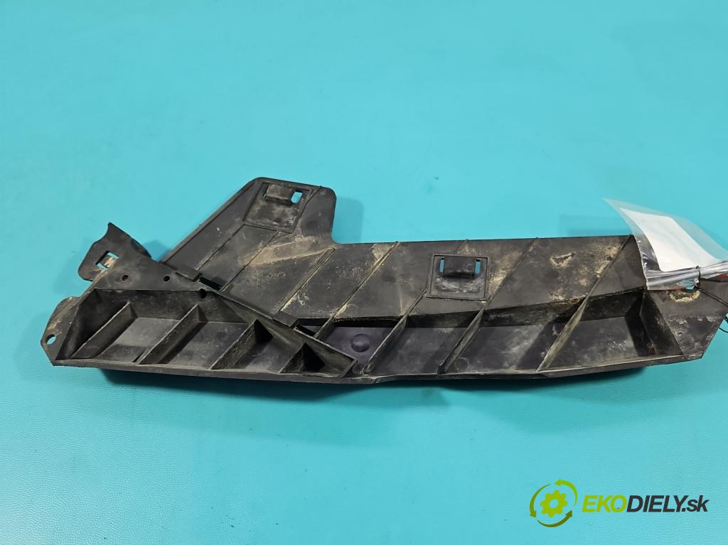 Volvo V70 III 2007-2016 2.0 16V 145 hp manual 107 kW 1999 cm3 5- Boty: nárazníku přední pravý 30796388