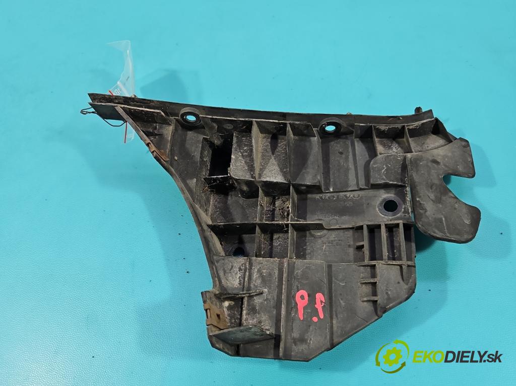 Volvo V70 III 2007-2016 2.0 16V 145 HP manual 107 kW 1999 cm3 5- Boty: nárazník predné pravý 31265345