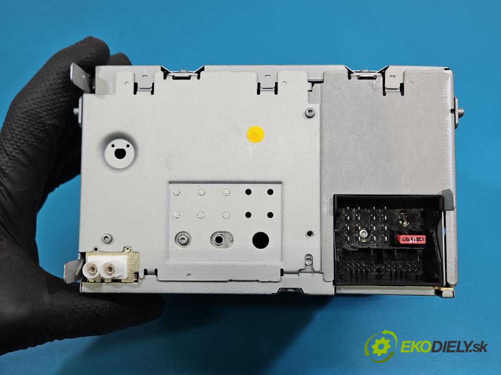 Vw Scirocco II 2008-2017 1.4 TSI 122 HP manual 90 kW 1390 cm3 3- Radio originál 1K0035186AA