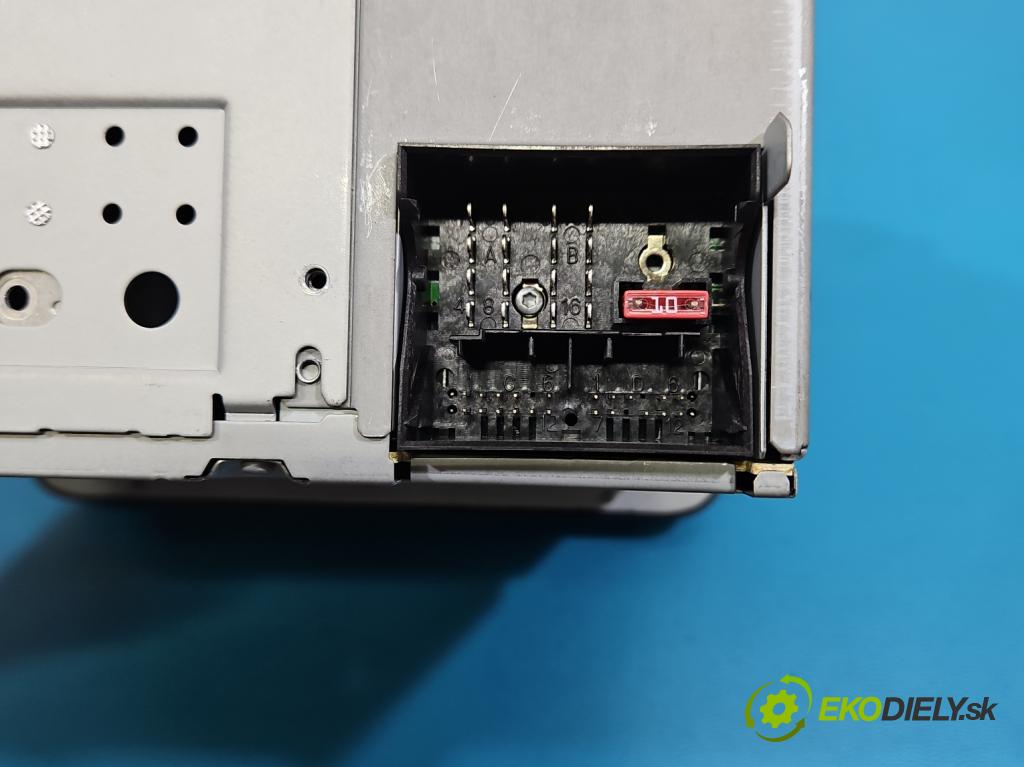 Vw Scirocco II 2008-2017 1.4 TSI 122 HP manual 90 kW 1390 cm3 3- Radio originál 1K0035186AA