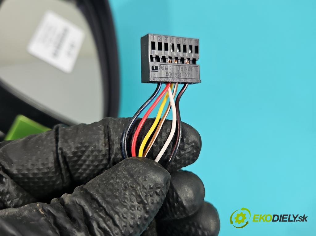 Vw Scirocco II 2008-2017 1.4 TSI 122 HP manual 90 kW 1390 cm3 3- zrkadlo ľavé 1K8857933A (Kľučka dverí ostatné)