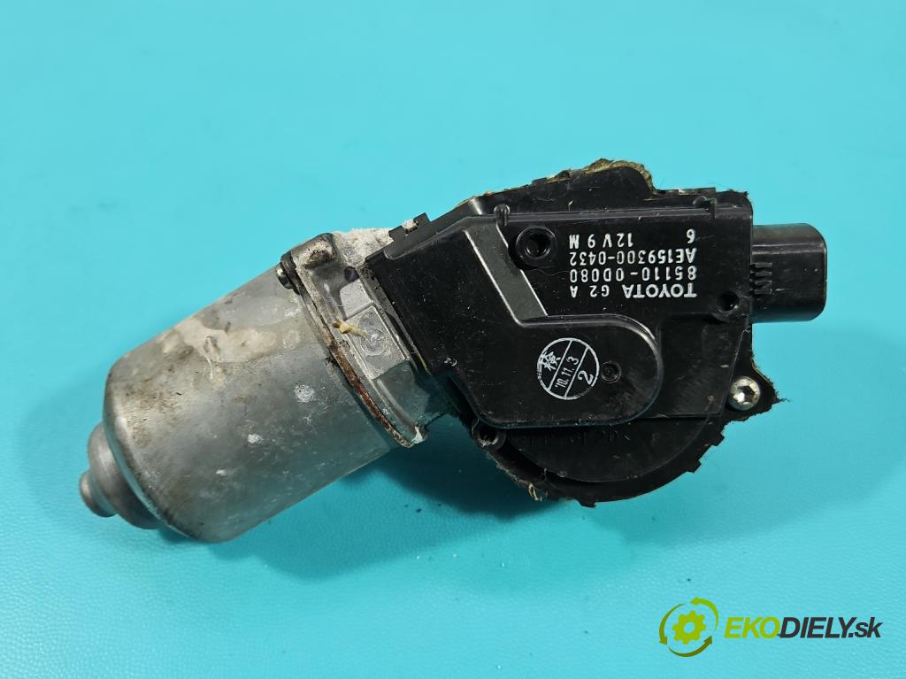 Toyota Yaris II 2005-2011 1.0 vvti 69KM manual 51 kW 998 cm3 3- motor stieračov predné 85110-0D080