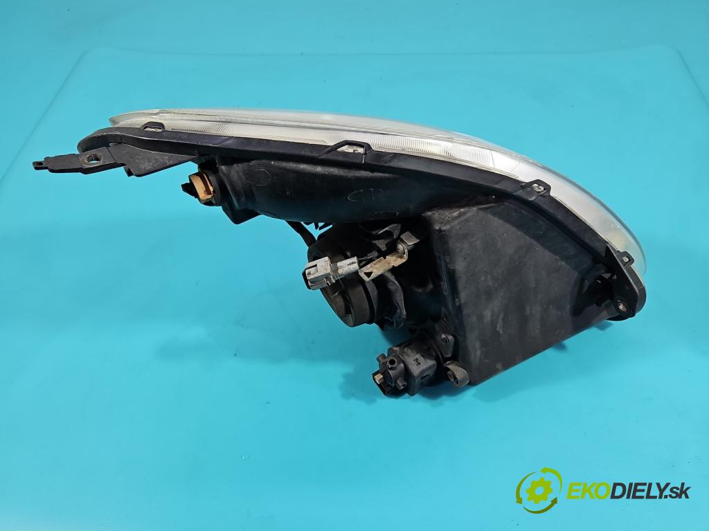 Suzuki Swift Mk6 2005-2010 1.6 16V 125 HP manual 92 kW 1586 cm3 3- Reflektor: ľavý  (Kľučka dverí ostatné)