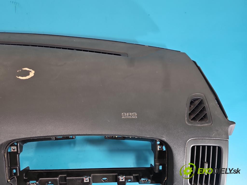 Hyundai H1 II 2007-2023 2.5 crdi 170 hp manual 125 kW 2497 cm3 5- kokpit,přistrojova deska