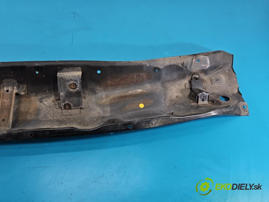 Hyundai H1 II 2007-2023 2.5 crdi 170 HP manual 125 kW 2497 cm3 5- torpédo  (Torpédo (plast pod čelným sklom))