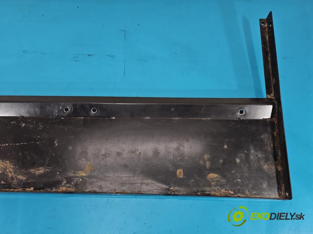 Skoda Roomster 1.4 16V 86 HP manual 63 kW 1390 cm3 5- Stena: Přepážka:  (Interiér ostatné)