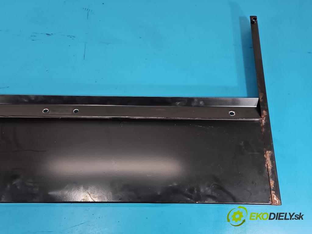 Skoda Roomster 1.4 16V 86 HP manual 63 kW 1390 cm3 5- Stena: Přepážka:  (Interiér ostatné)