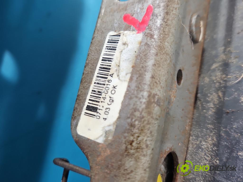 Hyundai H1 II 2007-2023 2.5 crdi 170 HP manual 125 kW 2497 cm3 5- Železnice: kreslo: 071214-0016A