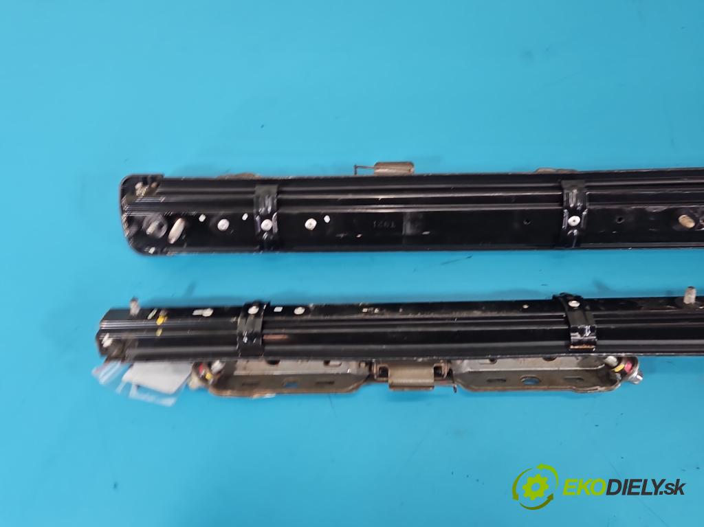 Hyundai H1 II 2007-2023 2.5 crdi 170 HP manual 125 kW 2497 cm3 5- Železnice: kreslo: 071214-0016A