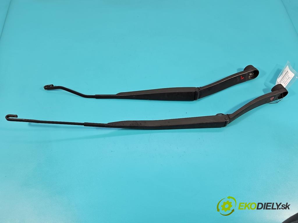 Hyundai H1 II 2007-2023 2.5 crdi 170 hp manual 125 kW 2497 cm3 5- rameno stěrače přední komplet W7541