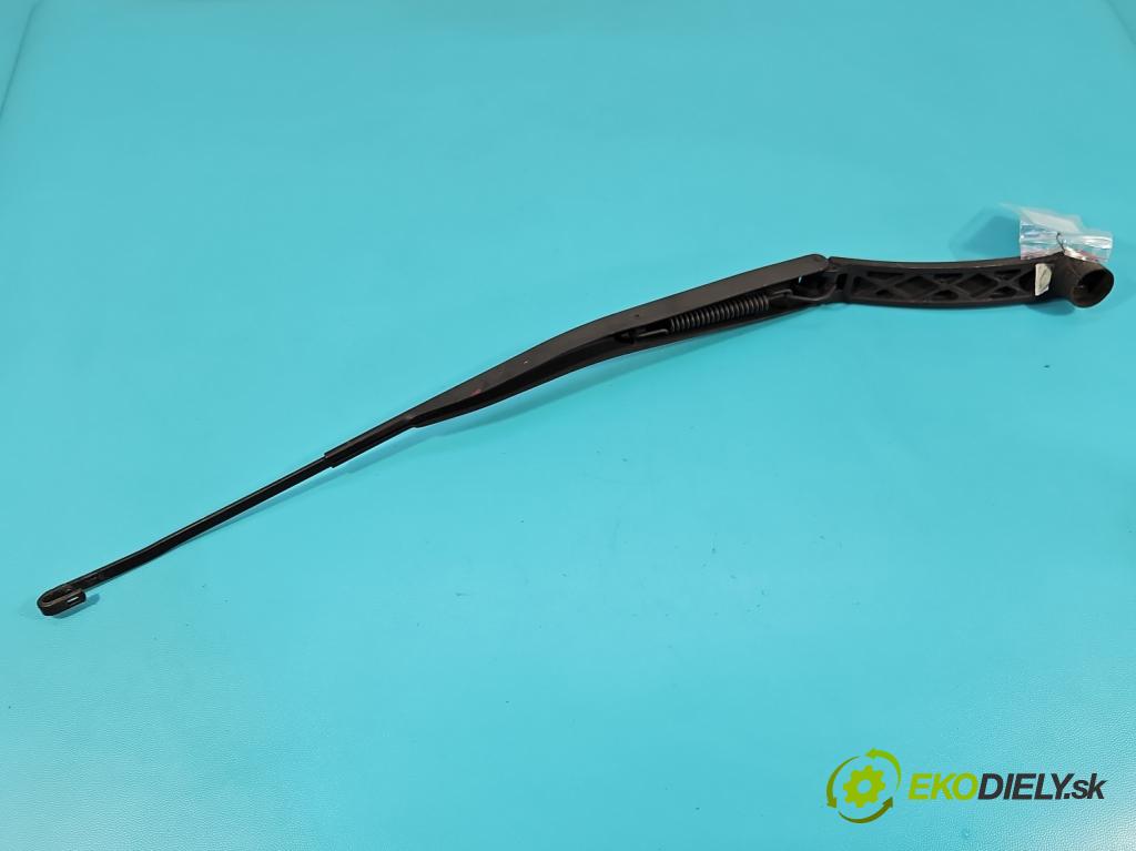 Hyundai H1 II 2007-2023 2.5 crdi 170 HP manual 125 kW 2497 cm3 5- rameno stieračov predné komplet W7541