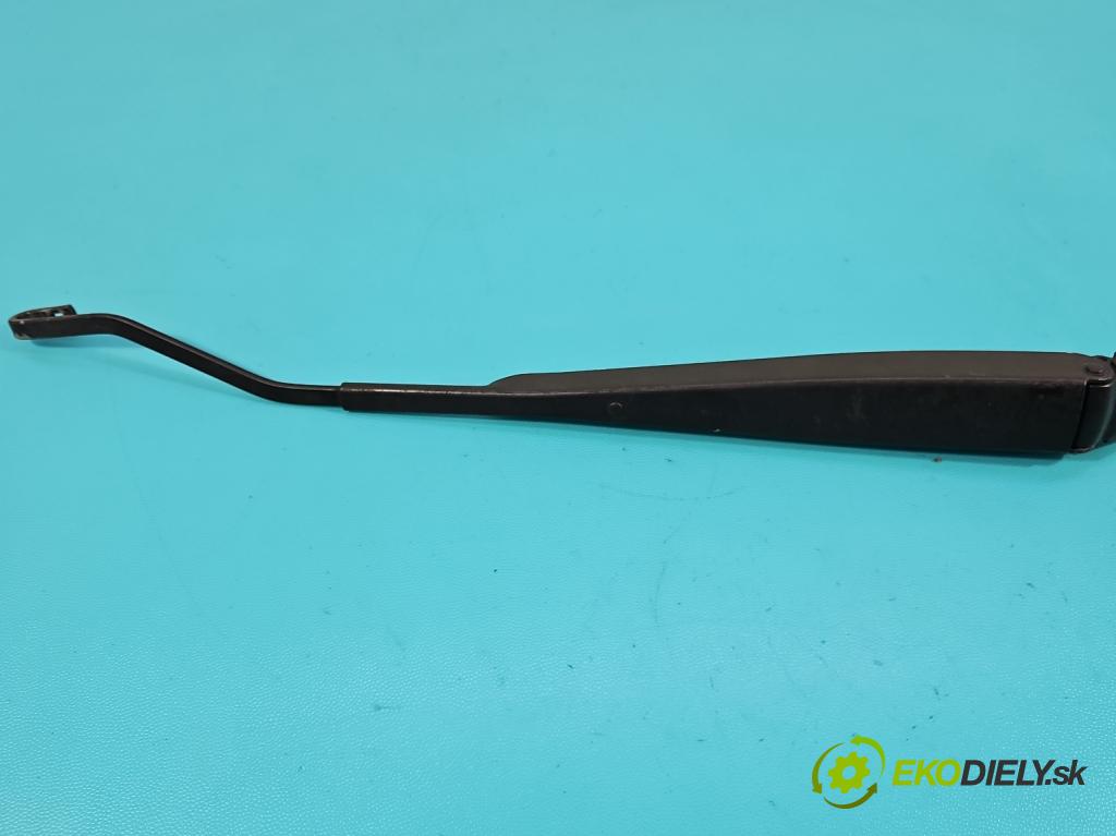 Hyundai H1 II 2007-2023 2.5 crdi 170 HP manual 125 kW 2497 cm3 5- rameno stieračov predné komplet W7541