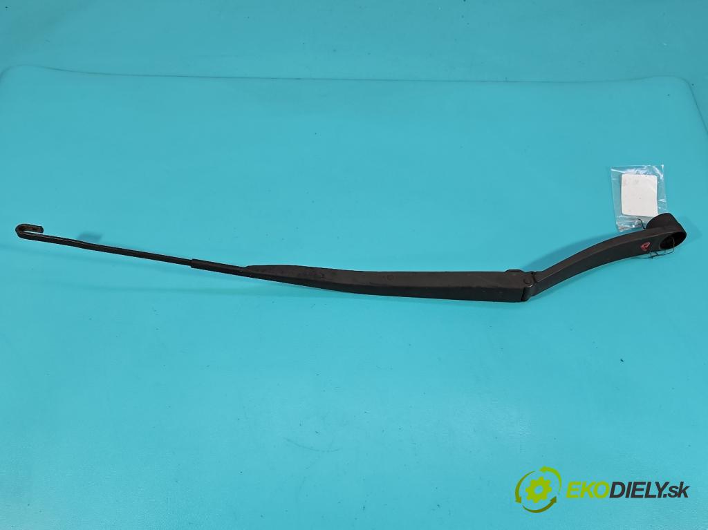 Hyundai H1 II 2007-2023 2.5 crdi 170 HP manual 125 kW 2497 cm3 5- rameno stieračov predné komplet W7541