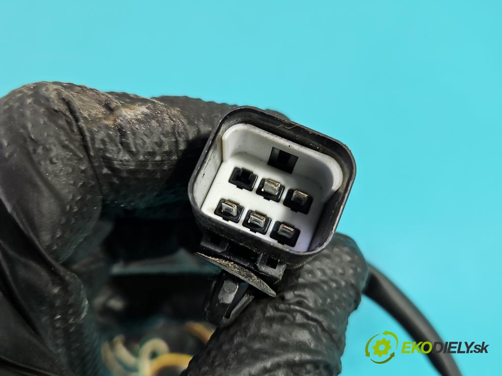 Hyundai H1 II 2007-2023 2.5 crdi 170 HP manual 125 kW 2497 cm3 5- motor stieračov predné 98110-4H000