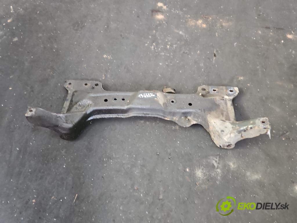 Fiat Albea 1.2 16V 80 hp manual 59 kW 1242 cm3 4- výztuha motoru 