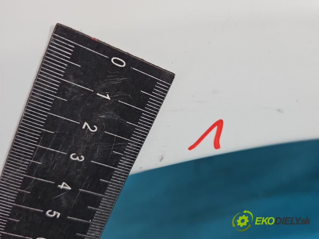 Toyota Yaris II 2005-2011 1.0 vvti 69KM manual 51 kW 998 cm3 3- blatník predné pravý  (Kľučka dverí ostatné)