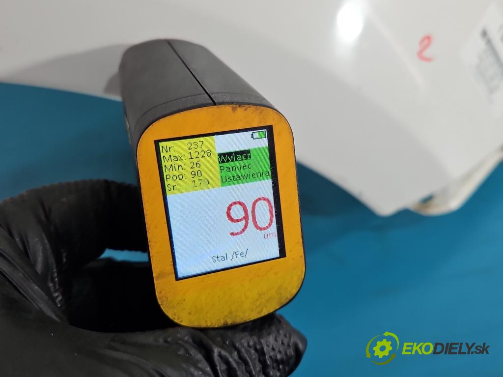 Toyota Yaris II 2005-2011 1.0 vvti 69KM manual 51 kW 998 cm3 3- blatník predné pravý  (Kľučka dverí ostatné)