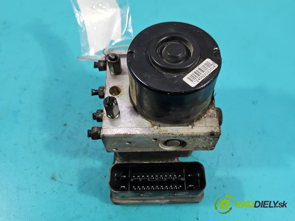 Toyota Yaris II 2005-2011 1.0 vvti 69KM manual 51 kW 998 cm3 3- čerpadlo abs 44510-0D110 (Pumpa ABS)