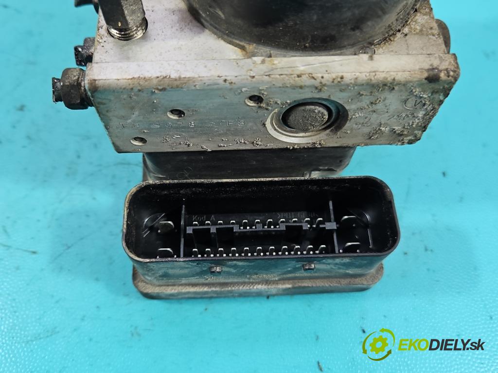 Toyota Yaris II 2005-2011 1.0 vvti 69KM manual 51 kW 998 cm3 3- čerpadlo abs 44510-0D110 (Pumpa ABS)