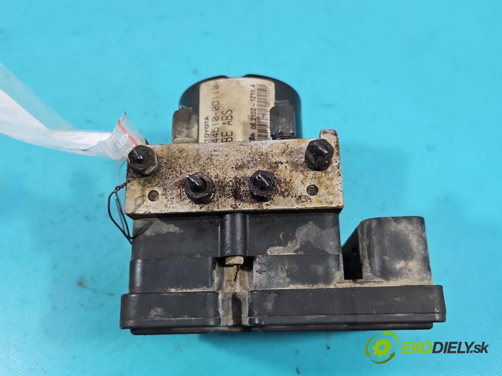 Toyota Yaris II 2005-2011 1.0 vvti 69KM manual 51 kW 998 cm3 3- čerpadlo abs 44510-0D110 (Pumpa ABS)