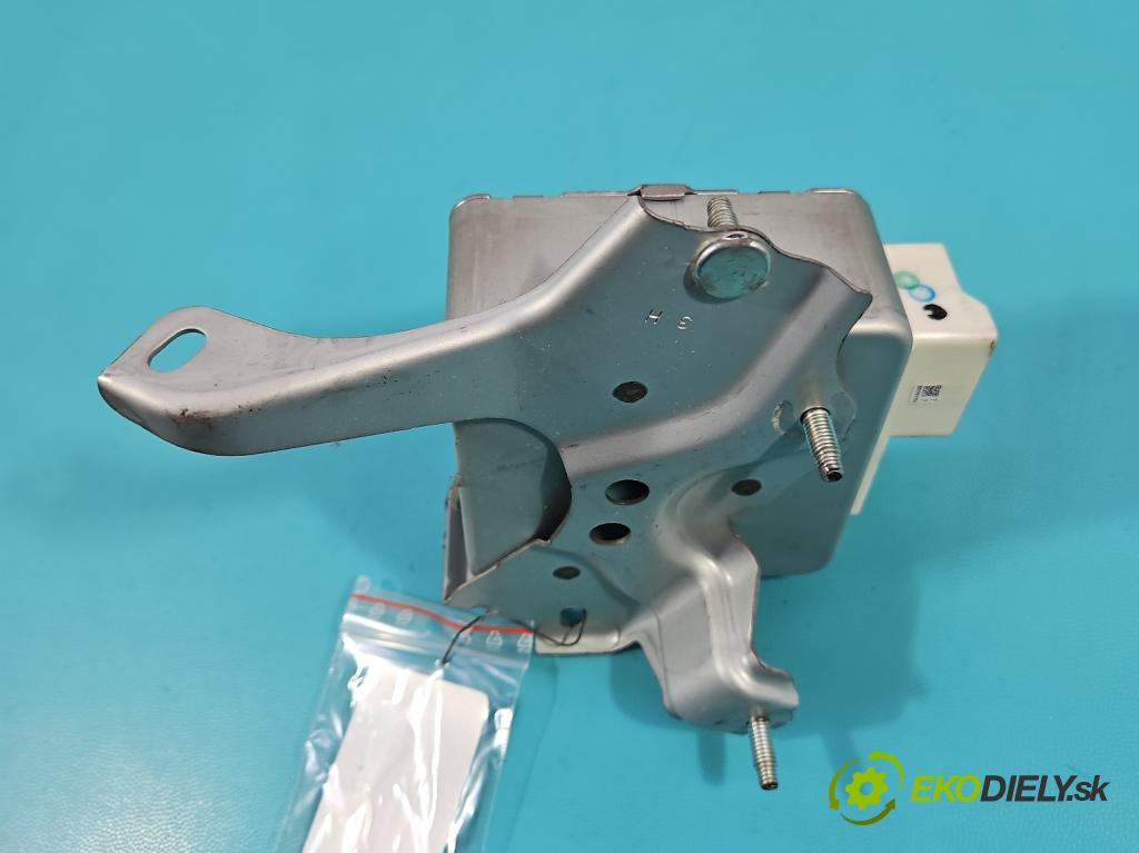 Toyota Yaris II 2005-2011 1.0 vvti 69KM manual 51 kW 998 cm3 3- řídící jednotka 89650-0D160