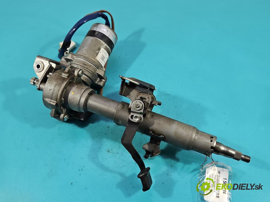 Toyota Yaris II 2005-2011 1.0 vvti 69KM manual 51 kW 998 cm3 3- čerpadlo posilovač 45200-0D092 (Servočerpadlo)