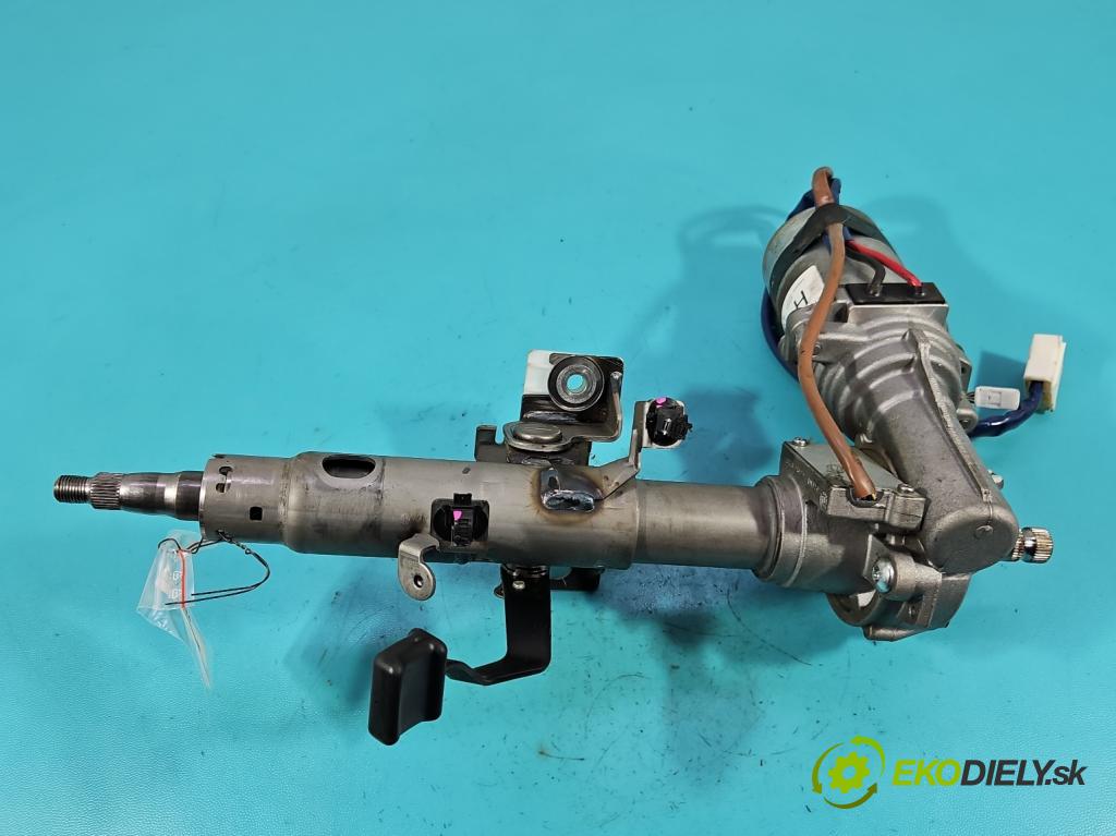 Toyota Yaris II 2005-2011 1.0 vvti 69KM manual 51 kW 998 cm3 3- čerpadlo posilovač 45200-0D092 (Servočerpadlo)