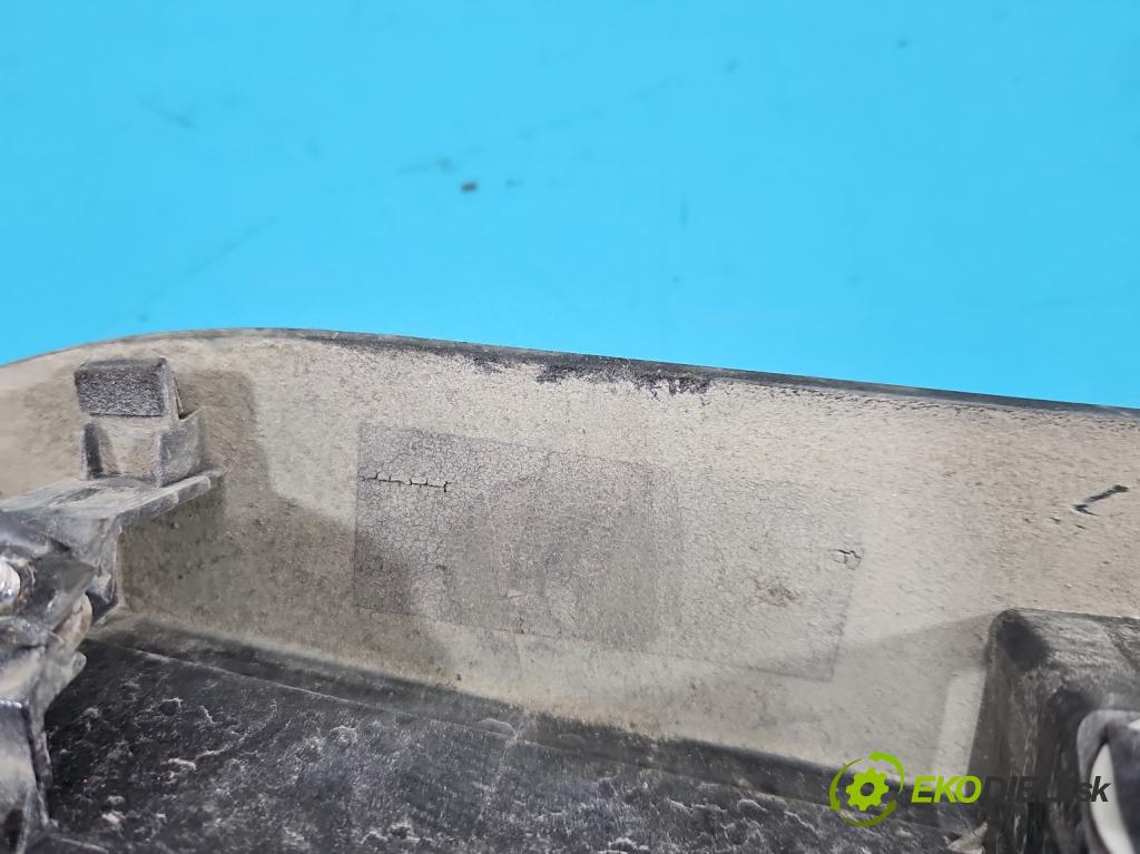 Hyundai H1 II 2007-2023 2.5 crdi 170 HP manual 125 kW 2497 cm3 5- podsvietenie