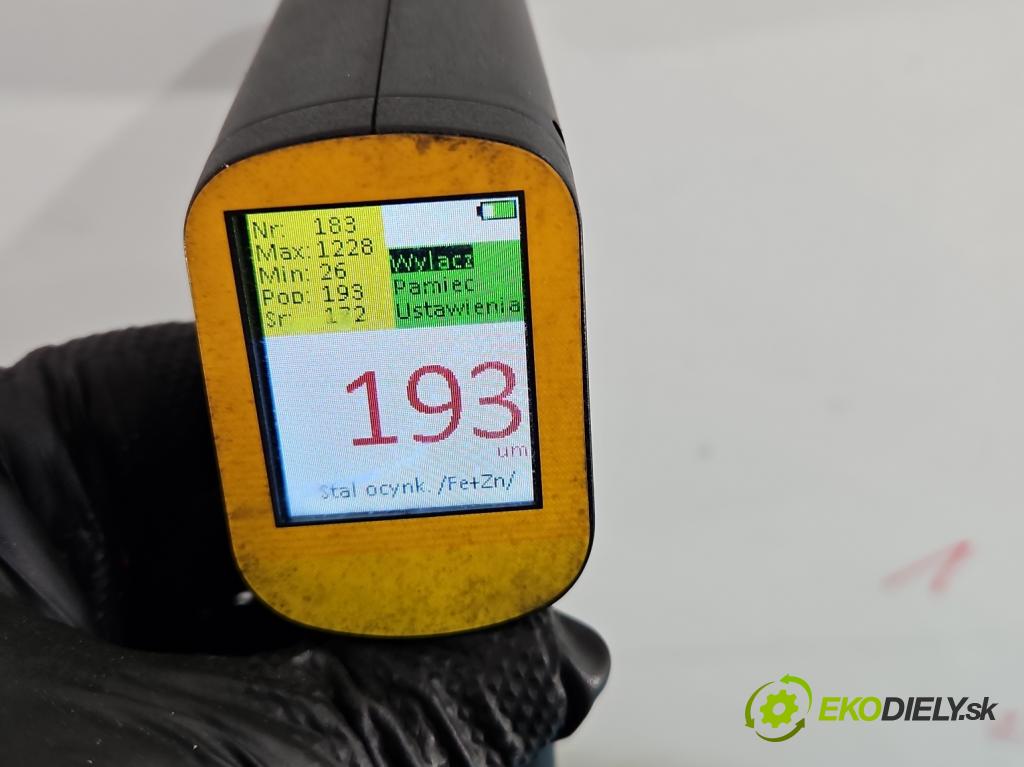 Skoda Roomster 1.4 16V 86 HP manual 63 kW 1390 cm3 5- dvere zadné pravé (Kľučka dverí ostatné)