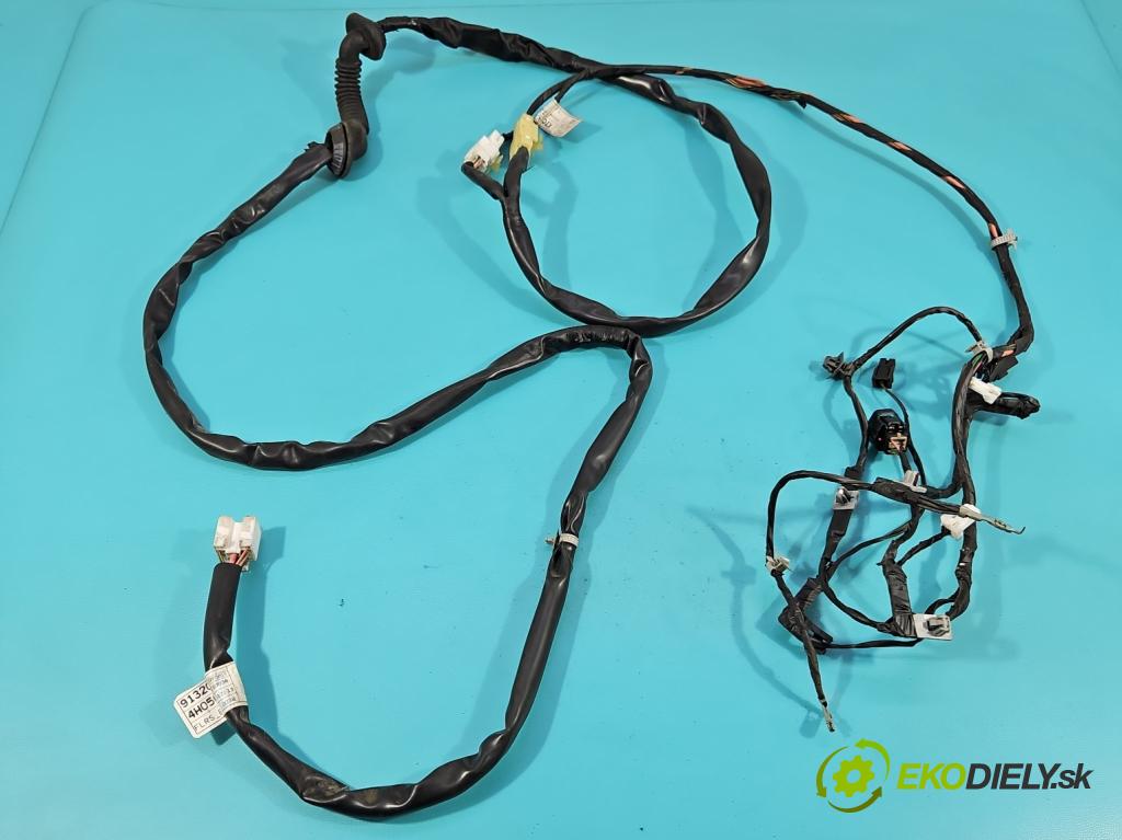 Hyundai H1 II 2007-2023 2.5 crdi 170 HP manual 125 kW 2497 cm3 5- Zväzok: kufrové dvere zadné 91320-4H050