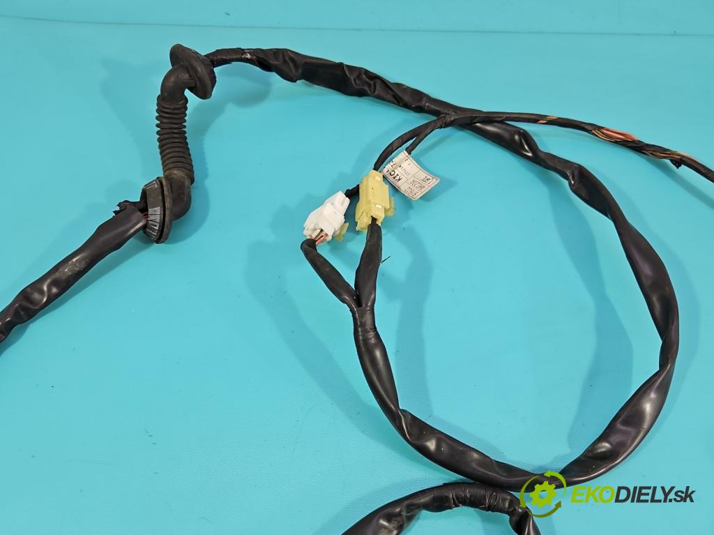 Hyundai H1 II 2007-2023 2.5 crdi 170 HP manual 125 kW 2497 cm3 5- Zväzok: kufrové dvere zadné 91320-4H050