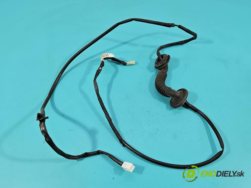 Hyundai H1 II 2007-2023 2.5 crdi 170 HP manual 125 kW 2497 cm3 5- Zväzok: kufrové dvere zadné 91320-4H050