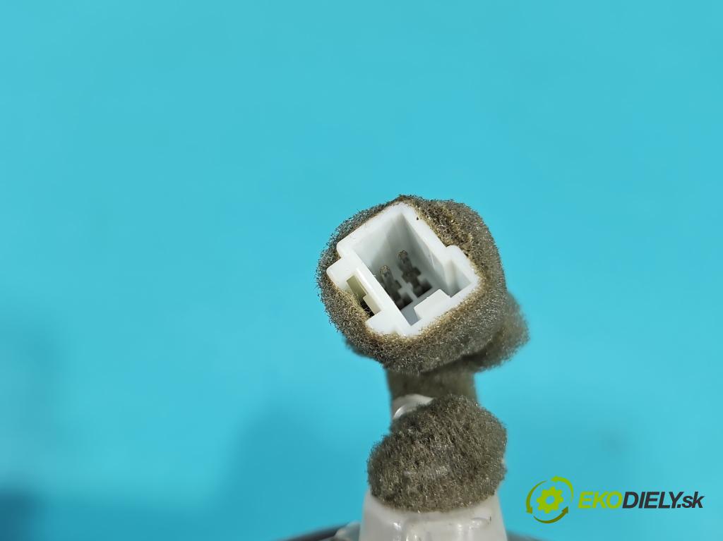 Hyundai H1 II 2007-2023 2.5 crdi 170 HP manual 125 kW 2497 cm3 5- clonítko pravé