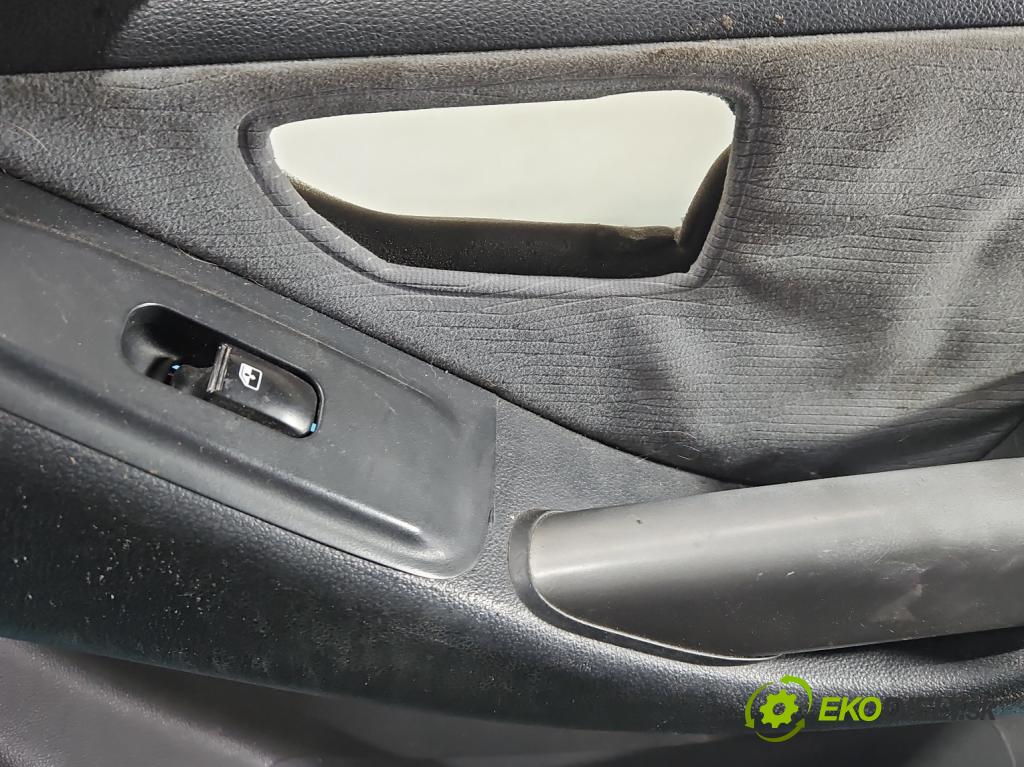 Hyundai H1 II 2007-2023 2.5 crdi 170 HP manual 125 kW 2497 cm3 5- Čalounictví: dvere predné pravé 82385-4H000