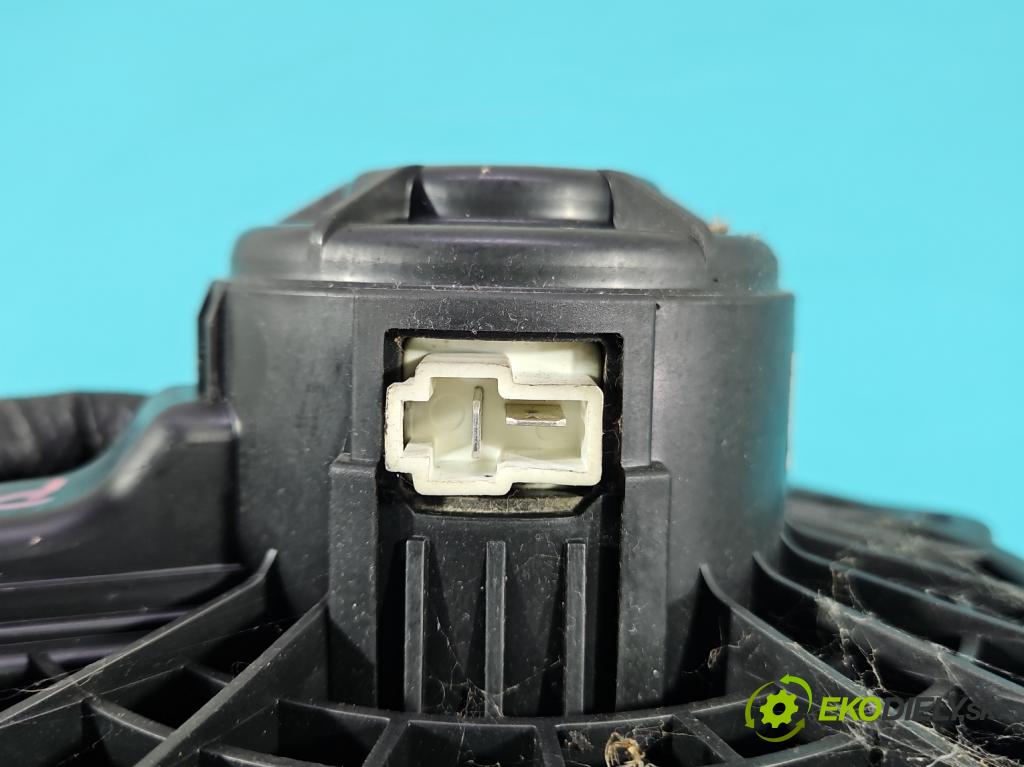 Hyundai H1 II 2007-2023 2.5 crdi 170 HP manual 125 kW 2497 cm3 5- ventilátor vzduchu 97114-4H000