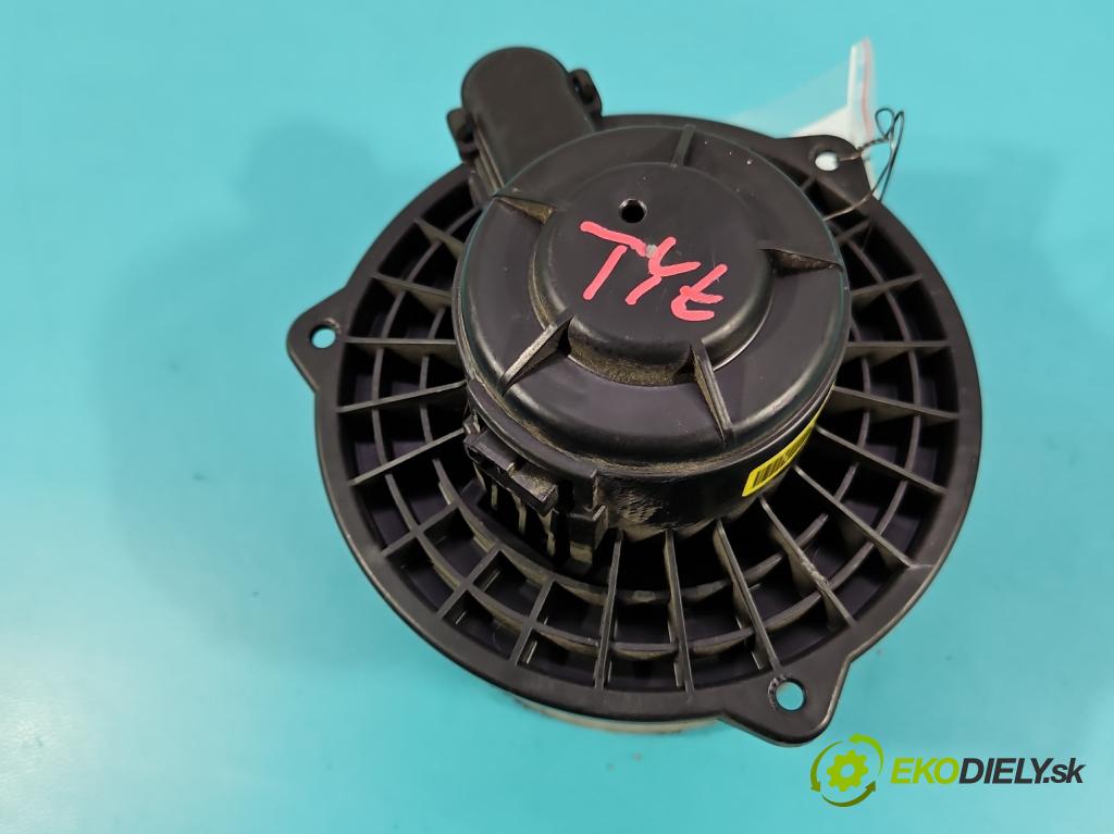 Hyundai H1 II 2007-2023 2.5 crdi 170 HP manual 125 kW 2497 cm3 5- ventilátor vzduchu 97945-4H000