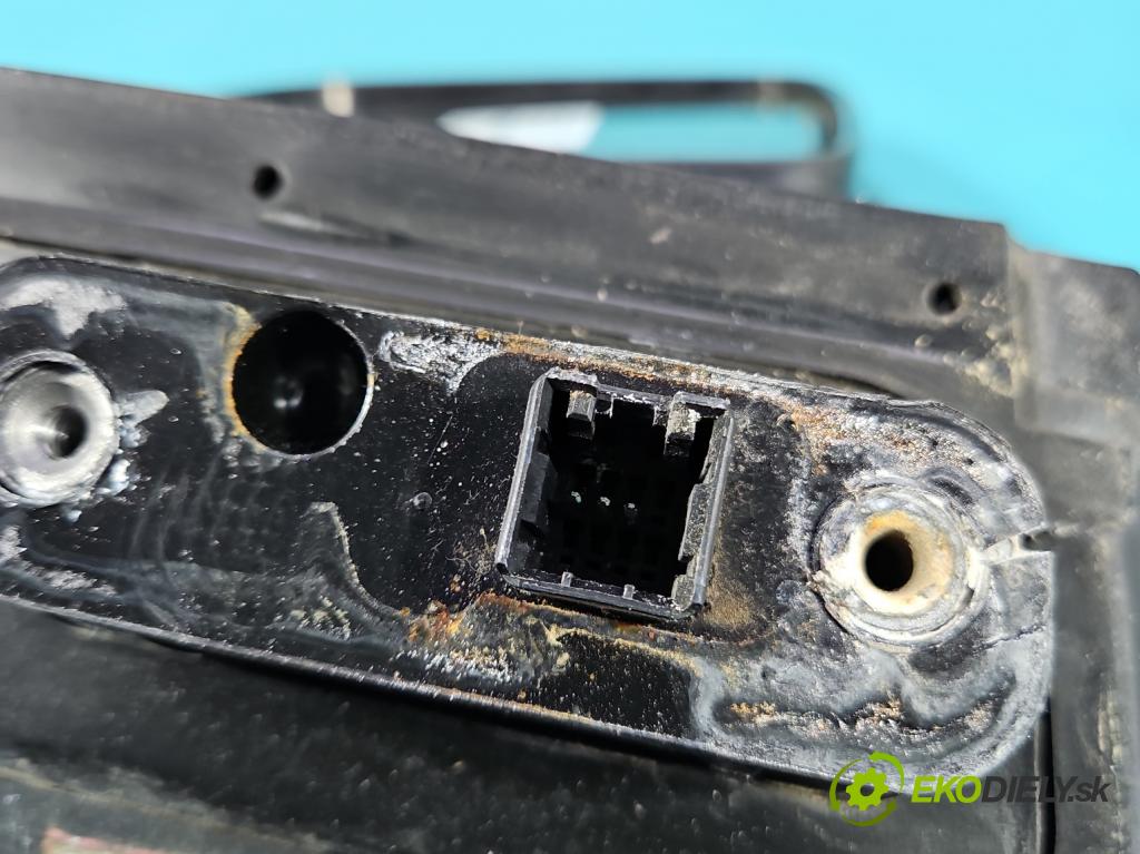 Hyundai H1 II 2007-2023 2.5 crdi 170 HP manual 125 kW 2497 cm3 5- zrkadlo pravé  (Kľučka dverí ostatné)