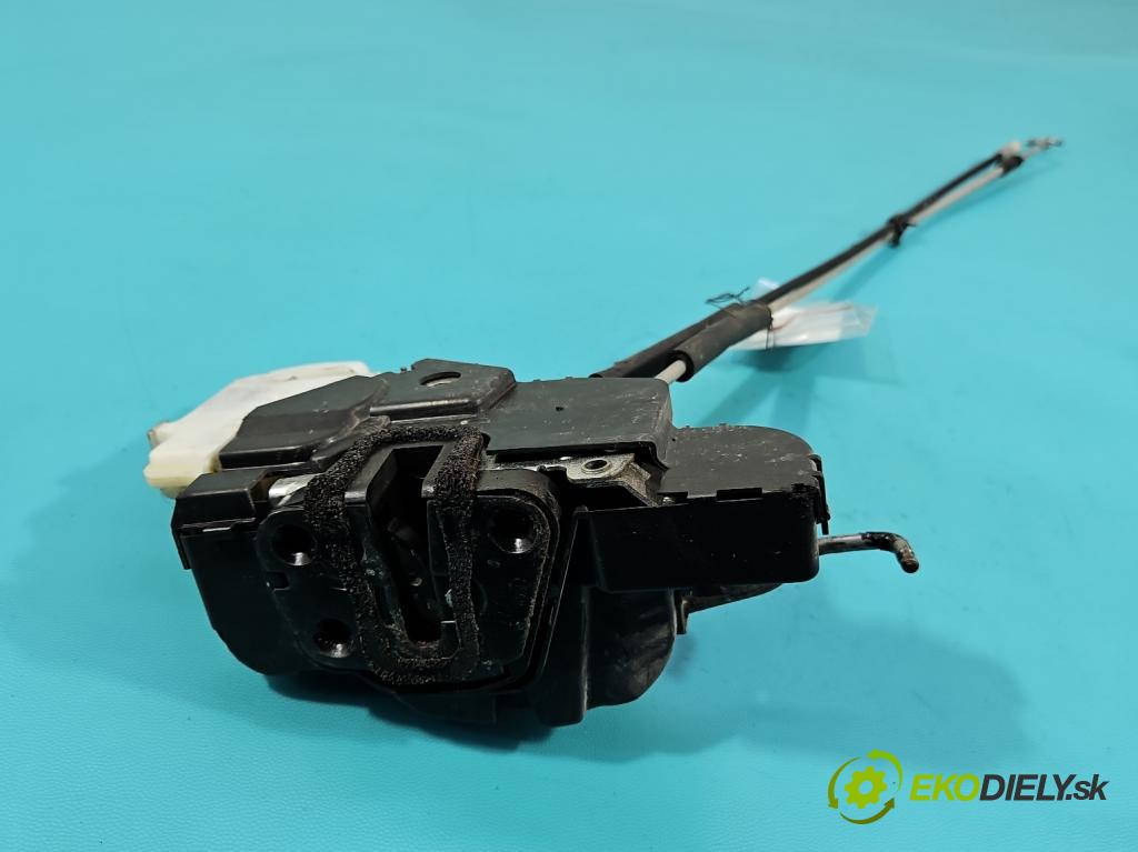 Hyundai H1 II 2007-2023 2.5 crdi 170 HP manual 125 kW 2497 cm3 5- zámok predné pravý