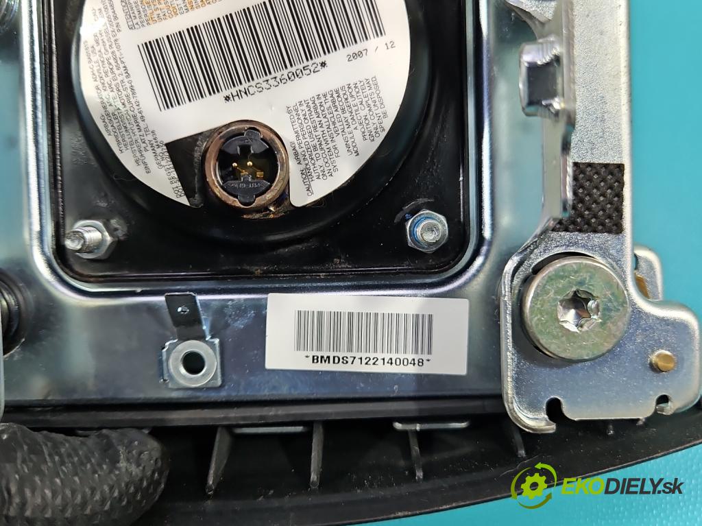 Hyundai H1 II 2007-2023 2.5 crdi 170 HP manual 125 kW 2497 cm3 5- airbag vzduch: Řidiči:  (Airbag)