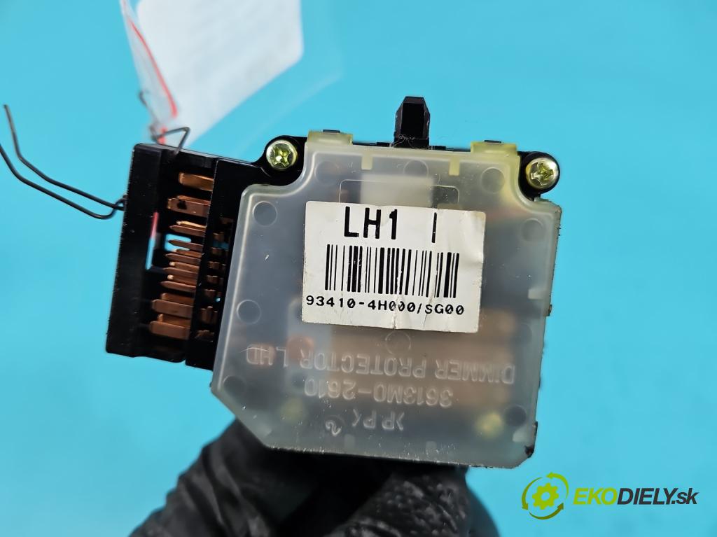 Hyundai H1 II 2007-2023 2.5 crdi 170 hp manual 125 kW 2497 cm3 5- Přepínač blinkry: 93410-4H000 (Páčky pod volantem)