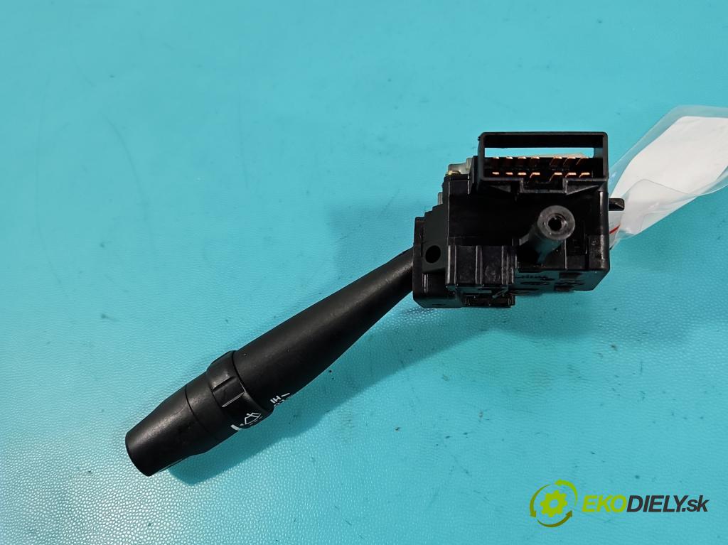 Hyundai H1 II 2007-2023 2.5 crdi 170 HP manual 125 kW 2497 cm3 5- prepínač stieračov 93420-4H000 (Prepínacie páčky pod volantom)