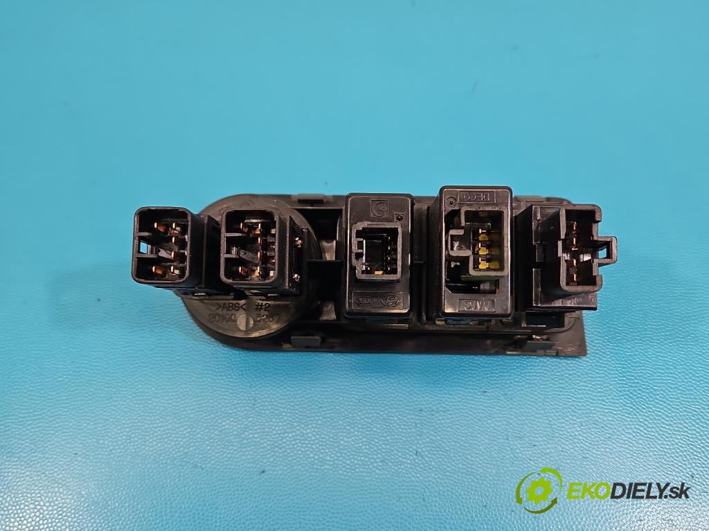 Hyundai H1 II 2007-2023 2.5 crdi 170 hp manual 125 kW 2497 cm3 5- Přepínač světel na deska: 93340-4H000