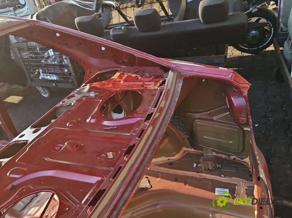 Toyota Corolla E16/E18  2013-2019 1.6 16V 132  HP manual 97 kW 1598 cm3 4- blatník zadné pravý