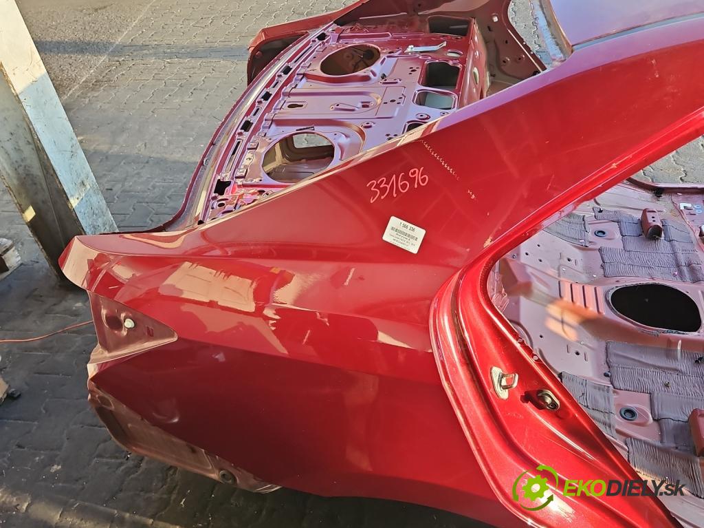 Toyota Corolla E16/E18  2013-2019 1.6 16V 132  HP manual 97 kW 1598 cm3 4- blatník zadné pravý