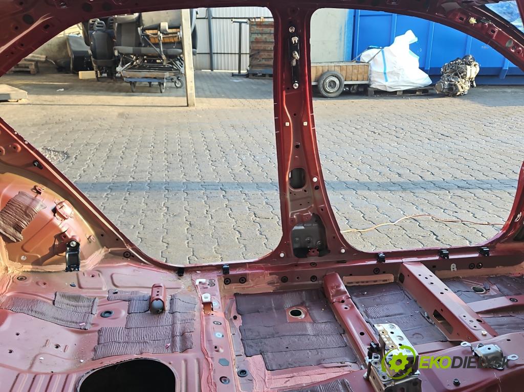 Toyota Corolla E16/E18  2013-2019 1.6 16V 132  HP manual 97 kW 1598 cm3 4- Práh: ľavý  (Karoséria ostatné)