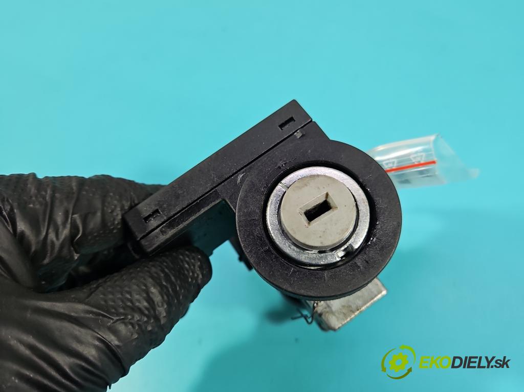 Opel Omega B 1994-2003 3.0 V6 211KM automatic 155 kW 2962 cm3 4- Spínačka 26037948 (Spínacia skrinka)