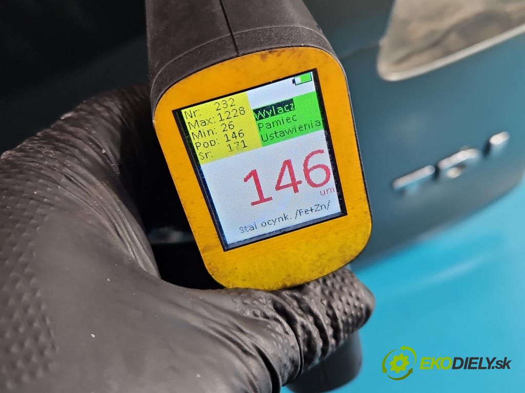 Vw Golf plus 1.9 tdi 105 HP manual 77 kW 1896 cm3 5- zadna kufor  (Kapota zadná (kufor))